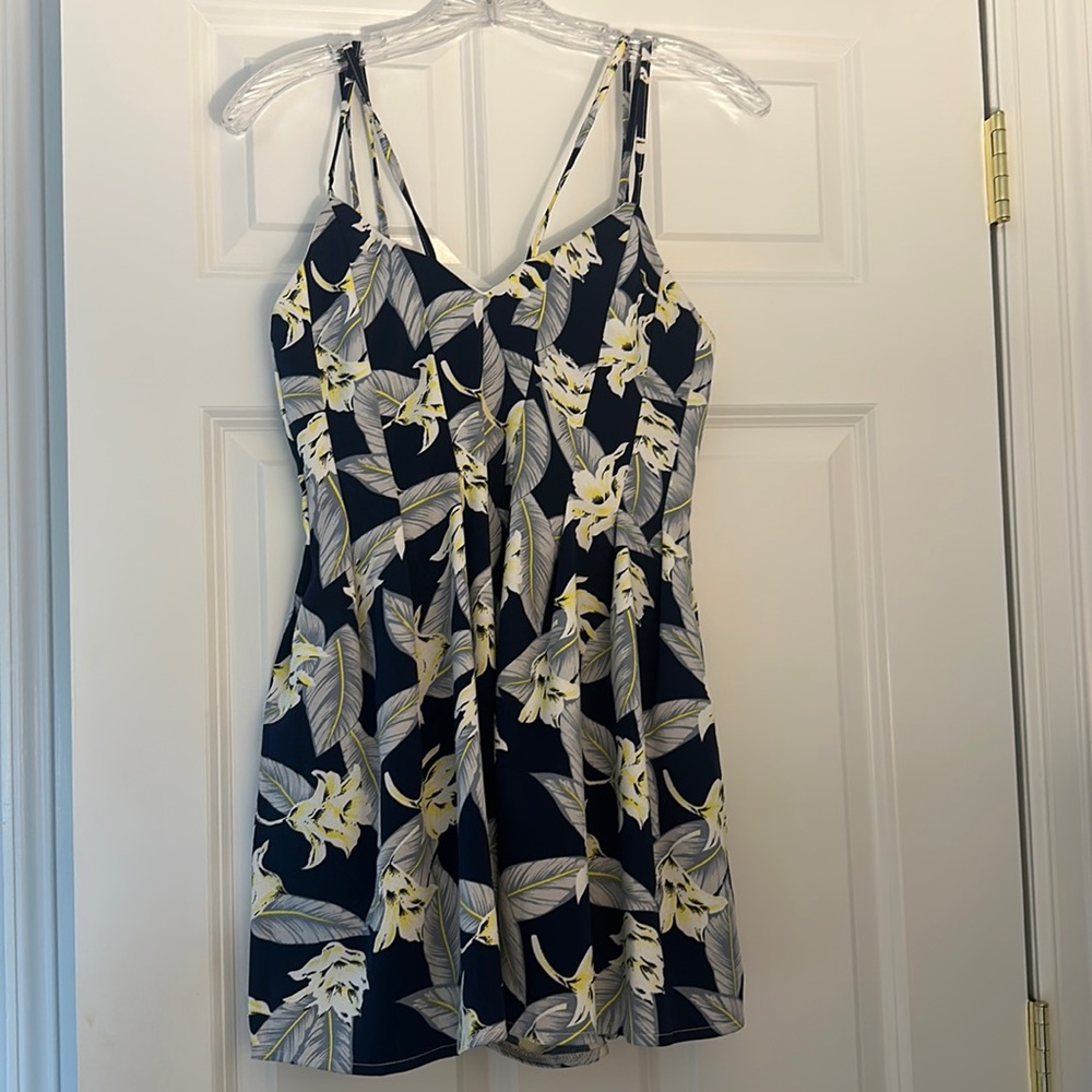 Brand New Boutique 816 Tropical Romper